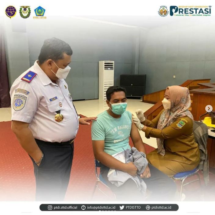 Politeknik Transportasi Darat Indonesia - STTD Melaksanakan Kegiatan Vaksin ke-3